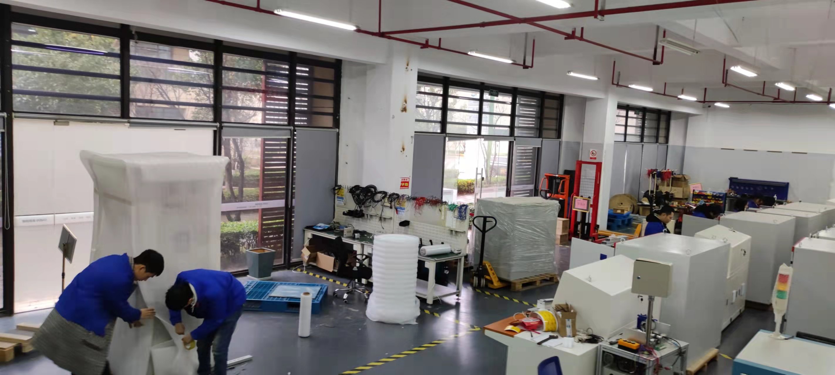 亚洲丰满熟女一区二区蜜桃