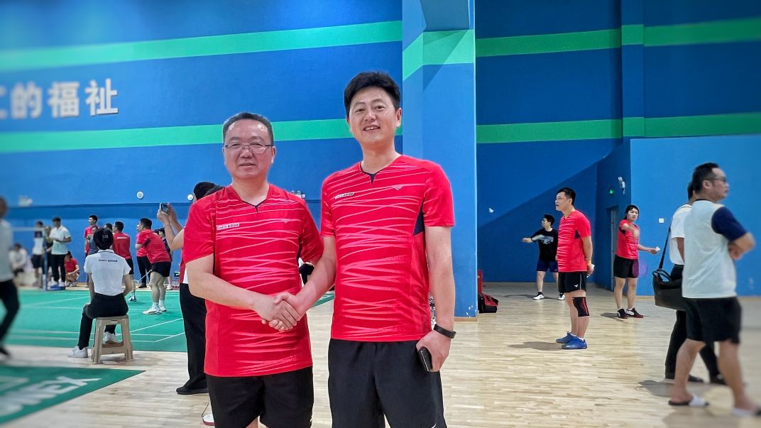 亚洲丰满熟女一区二区蜜桃