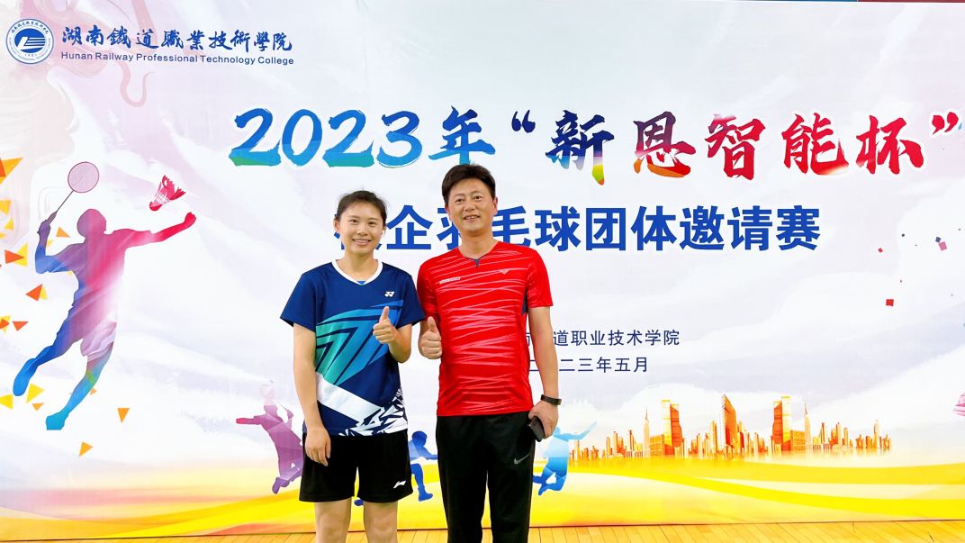 亚洲丰满熟女一区二区蜜桃