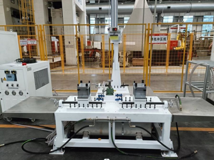 亚洲丰满熟女一区二区蜜桃