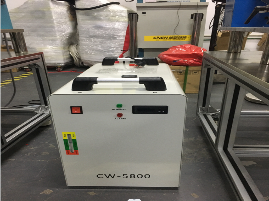 亚洲丰满熟女一区二区蜜桃