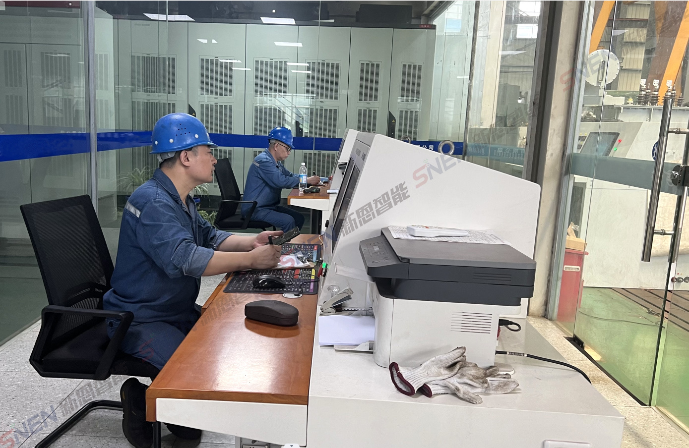 亚洲丰满熟女一区二区蜜桃