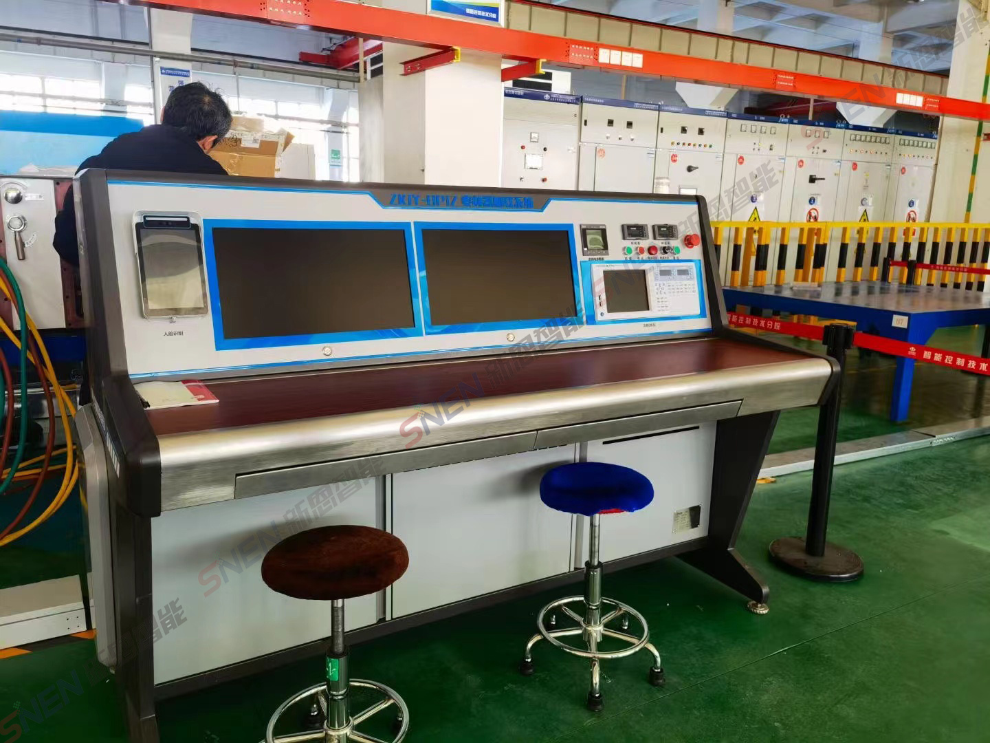 亚洲丰满熟女一区二区蜜桃