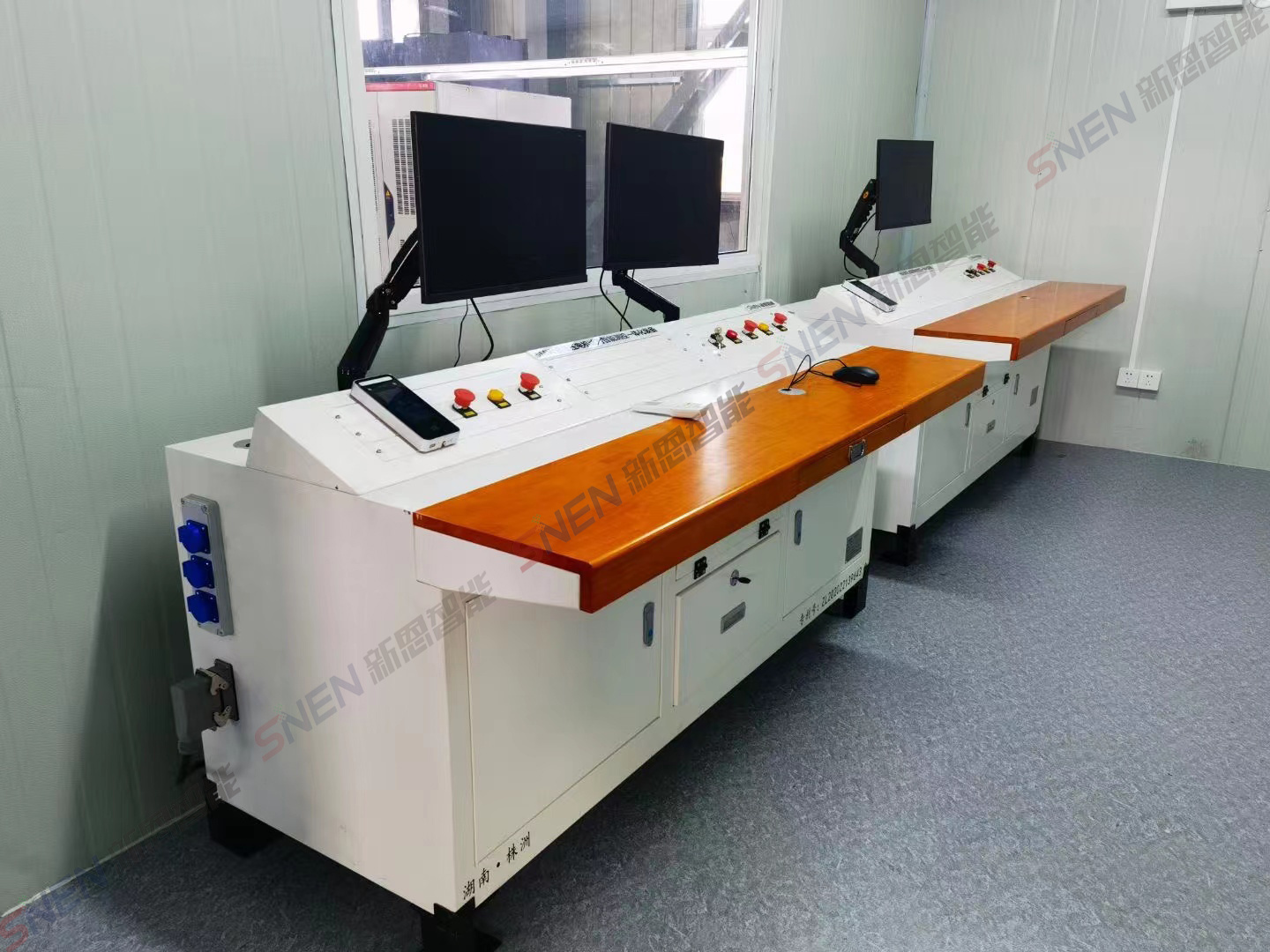 亚洲丰满熟女一区二区蜜桃