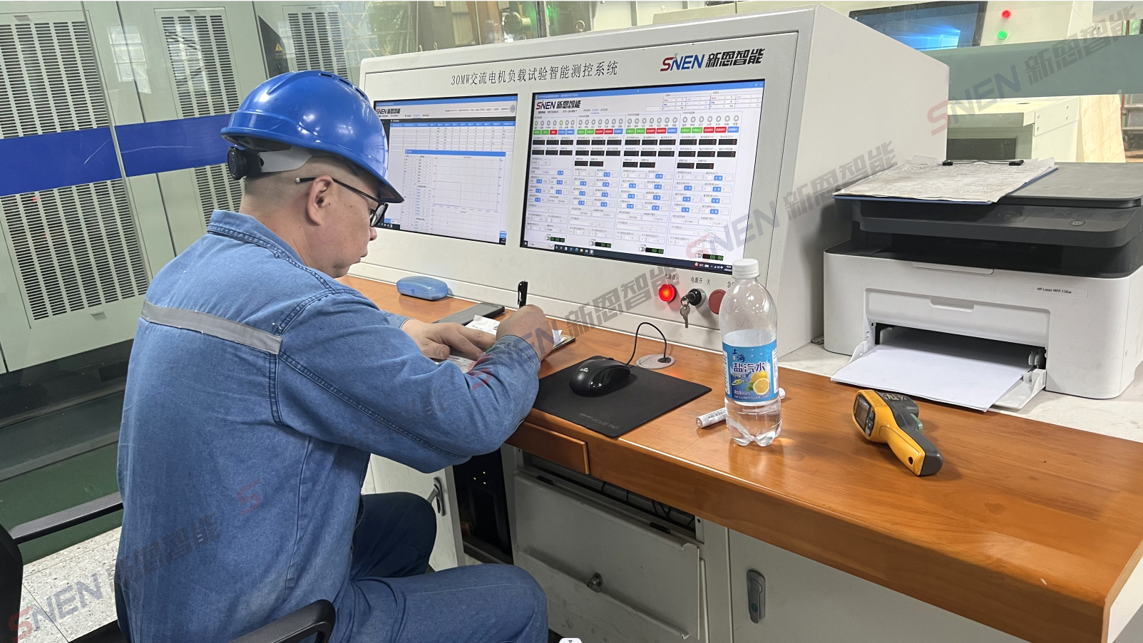 亚洲丰满熟女一区二区蜜桃