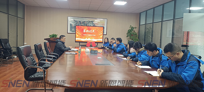 亚洲丰满熟女一区二区蜜桃