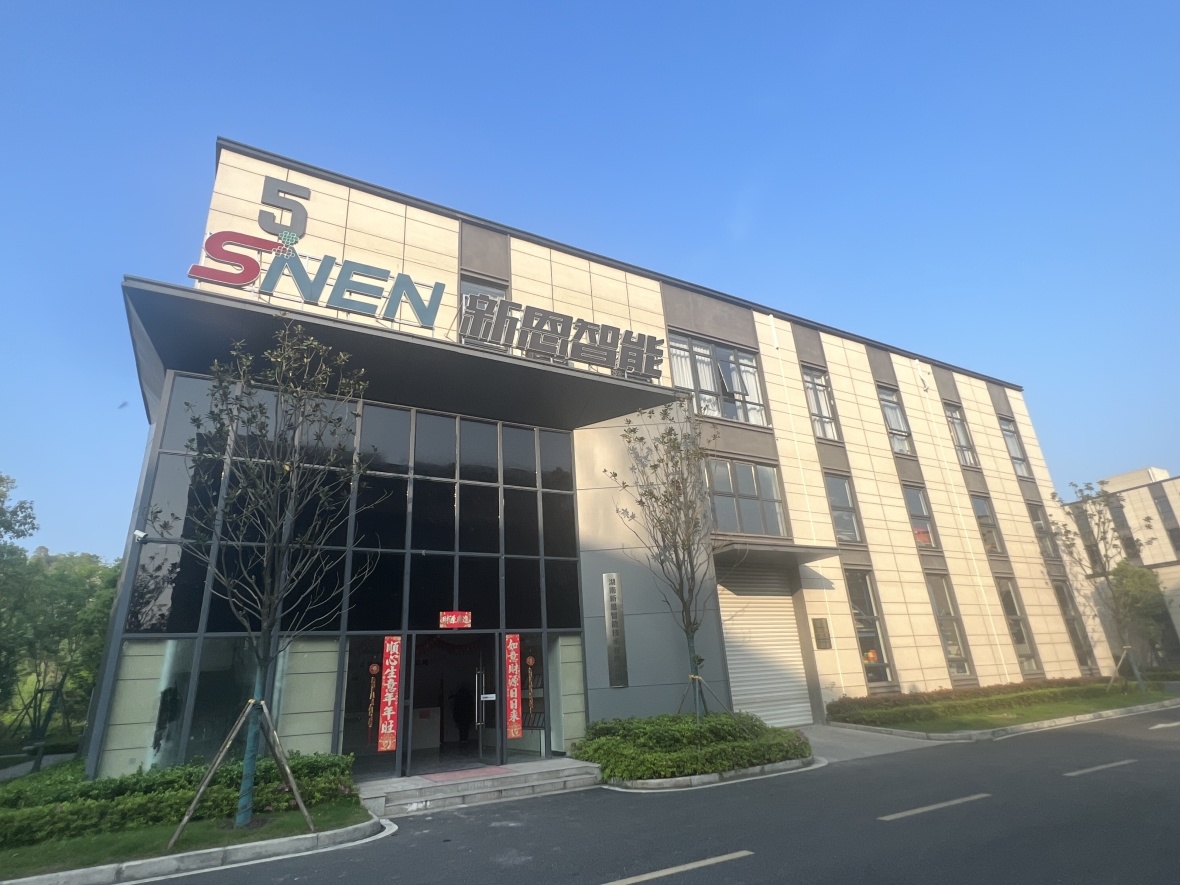 亚洲丰满熟女一区二区蜜桃