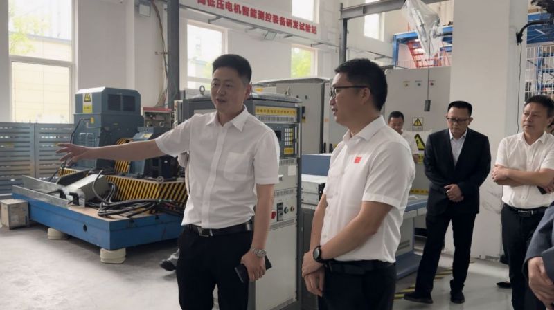 亚洲丰满熟女一区二区蜜桃