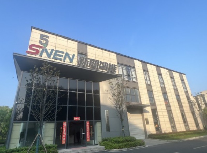 亚洲丰满熟女一区二区蜜桃