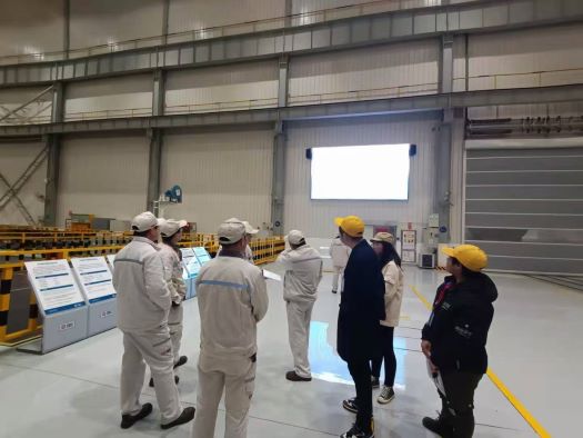 亚洲丰满熟女一区二区蜜桃