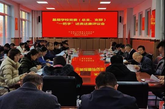 亚洲丰满熟女一区二区蜜桃