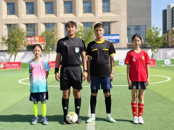 亚洲丰满熟女一区二区蜜桃