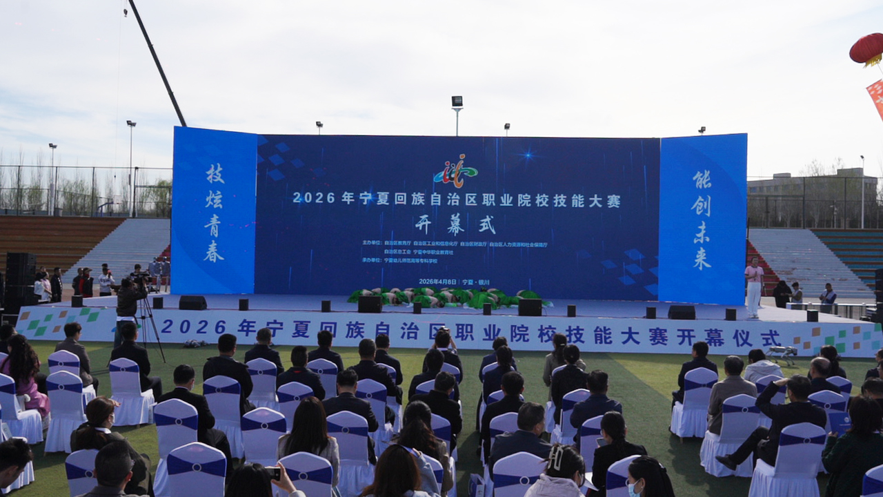 亚洲丰满熟女一区二区蜜桃